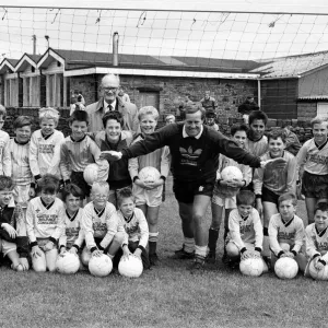 Steve Hardwick Prepares for Sponsored Goals Print