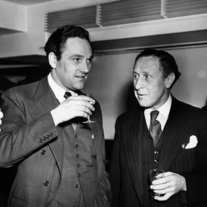 Hugh Cudlipp, Managing Editor of the Sunday Express, pictured with Harry Ainsworth Hugh Cudlipp, Managing Editor of the Sunday Express, pictured with Harry Ainsworth