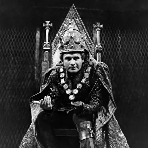 Ian Holm as Richard III in the Royal Shakespeare Companys