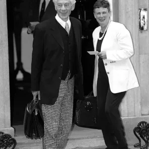 Ian McKellen et son épouse assistent à 10 Downing Street en juillet 1997 en tant que invités.