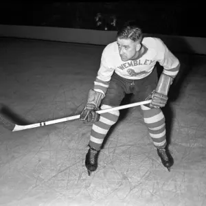 Ice Hockey at Earls Court Fred Derny. September 1952 C4789