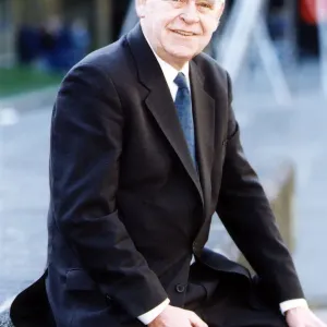 Icelandic television presenter of Mastermind Magnus Magnusson Icelandic television presenter of Mastermind Magnus Magnusson