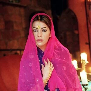 Indian Fashion 1999 pink sari scarf