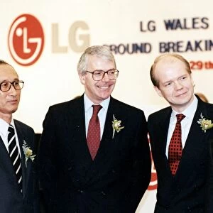 Industry - LG Electronics - The Prime Minister John Major pictured with Welsh Secretary