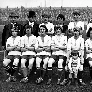 International Womens Football Scotland v England 1928 Pre match photograph line