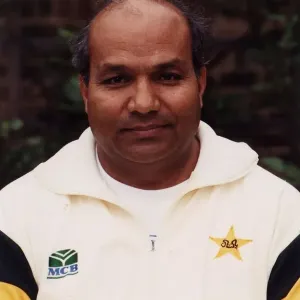 Intikhab Alam Pakistan Cricket Manager Dbase Intikhab Alam Pakistan Cricket Manager Dbase
