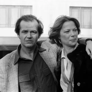 Jack Nicholson and Louise Fletcher pose for photographers outside The Dorchester Hotel to Jack Nicholson and Louise Fletcher pose for photographers outside The Dorchester Hotel to