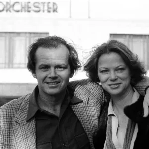 Jack Nicholson and Louise Fletcher pose for photographers outside The Dorchester Hotel to Jack Nicholson and Louise Fletcher pose for photographers outside The Dorchester Hotel to