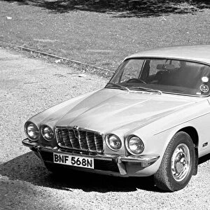 Jaguar Car. 1973 Rev3440-001