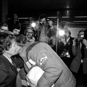 James Hunt, the new World Motor Racing Champion, received a hero James Hunt, the new World Motor Racing Champion, received a hero