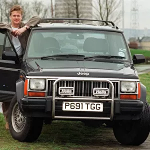 JAMES MACPHERSON STAR OF STV PROGRAMME TAGGART SERIES WITH HIS CHEROKEE JEEP