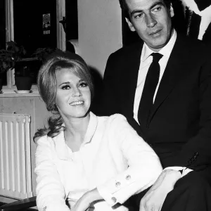 Jane Fonda Actrice avec son mari Roger Vadim peu de temps avant d'apparaître sur la chaîne britannique.