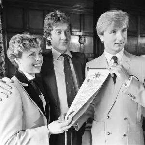 Jayne Torvill and Christopher Dean receive the Freedom of the City of Nottingham Jayne Torvill and Christopher Dean receive the Freedom of the City of Nottingham