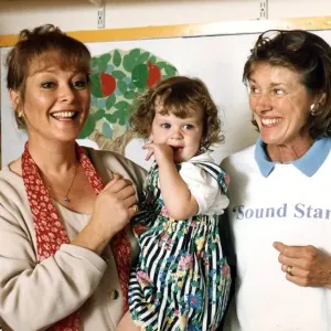 Jenny Hanley and Susan Stranks Print 06/09/1994 Jenny Hanley and Susan Stranks Print 06/09/1994