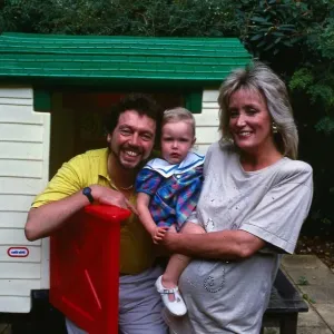 Jeremy Beadle Print August 1987 Family Photo