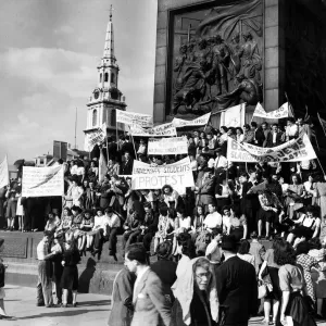 Jewish Demonstration in Trafalgar Square London July 1946 Pictured holding banners