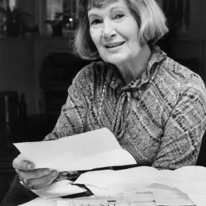 JIll Craigie reading telegrams - October 1980 ----- JILL