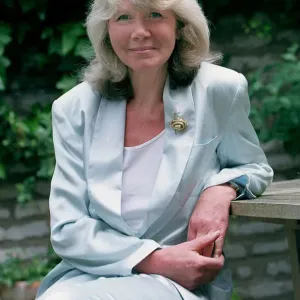 Jilly Cooper writer novelist May 1999 for Nina Myskow feature Jilly Cooper writer novelist May 1999 for Nina Myskow feature