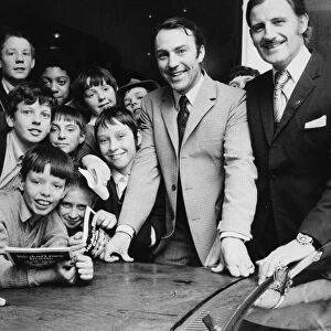 Jimmy Greaves visits The Springfield Boys Club with his Daily Mirror World Cup Rally Car