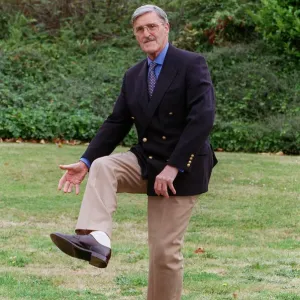 Jimmy Hill Sky Presenter September 98 New Sky football presenter Jimmy Hill Sky Presenter September 98 New Sky football presenter