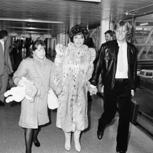 Joan Collins Print at London Heathrow Airport, 22nd December 1983