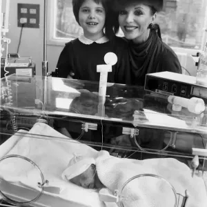 Joan Collins and daughter in ICU Print - December 1980 Joan Collins and daughter in ICU Print - December 1980