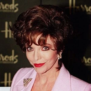 Joan Collins at a Harrods book signing