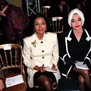 JOAN COLLINS AND SHAKIRA CAINE AT MARTNELL FASHION SHOW 24 / 01 / 1991