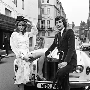 Joanna Lumley and Gareth Hunt, stars on The New Avengers. 8th March 1976