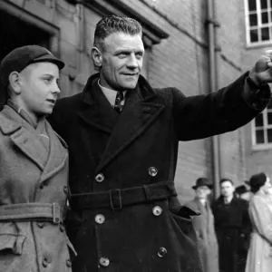 Jock Shaw and his son David at Hampden Park. 30th April 1953 Jock Shaw and his son David at Hampden Park. 30th April 1953
