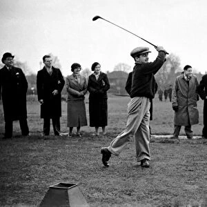 Jockey Gordon Richards seen here playing golf at Romford. October 1937