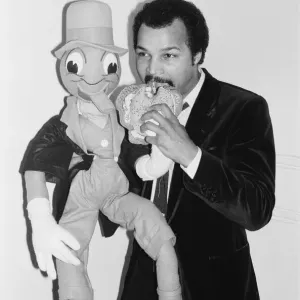 John Anthony Conteh, MBE (born 27 May 1951) is a British former professional boxer who John Anthony Conteh, MBE (born 27 May 1951) is a British former professional boxer who