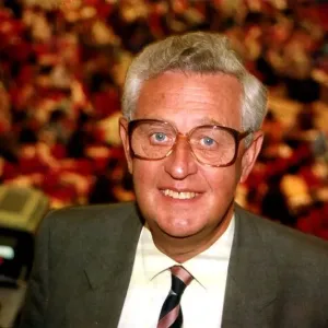 John Cole BBC political editor in Conference Hall DBase John Cole BBC political editor in Conference Hall DBase