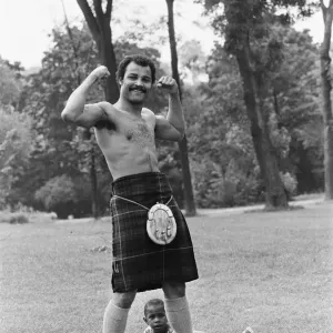 Black and white print of John Conteh training Black and white print of John Conteh training