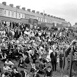 John Hume addresses the open air peace meeting in Londonderry