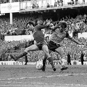 JOHN WARK IN A TACKLE DURING LIVERPOOL V SOUTHAMPTON, SEMI-FINAL OF THE FA CUP AT WHITE