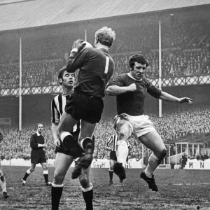 Johnny Morrissey of Everton leaps for the ball as Newscastle keeper Willie McFaul comes Johnny Morrissey of Everton leaps for the ball as Newscastle keeper Willie McFaul comes