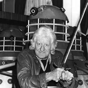 Jon Pertwee with Daleks at Dr Who press call 14 / 03 / 1989
