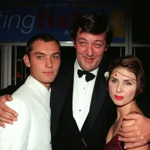 Oscar-Wilde-Film-Premiere in London im Jahr 1997 mit Jude Law, Sadie Frost und Stephen Fry