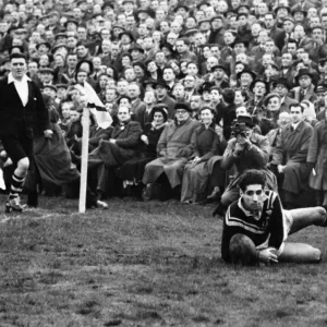 Just before half-time, Forrest the Kiwis winger scored a try which White failed to