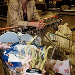 Kelly Hunter Actress shopping at her local sainsburys standing with trollys