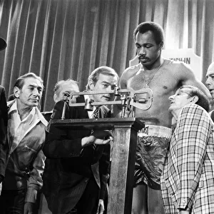 Ken Norton at the weigh-in ahead of his third fight with Muhammad Al