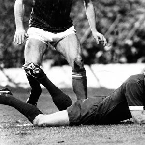 Kenny Dalglish watches his header go wide of the goal post during the Liverpool v Ipswich