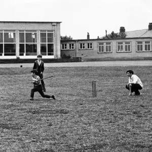 Kids playing a game of cricket at Ravenswood Junior School Ravenswood Road Kids playing a game of cricket at Ravenswood Junior School Ravenswood Road