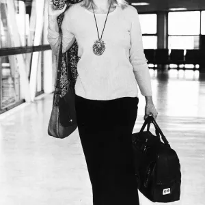 Kim Novak actress - December 1972 Arriving at Heathrow Airport London