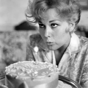 Kim Novak. February 1963 Kim Novak. February 1963