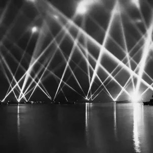 The King with his fleet. (picture shows) The searchlight display by the home fleet