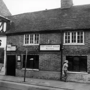 The Kings Head Hotel in Bedworth 27th October 1971 The Kings Head Hotel in Bedworth 27th October 1971