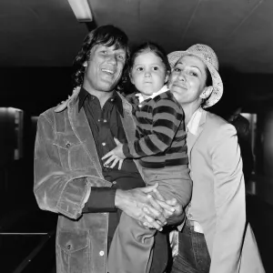 Kris Kristofferson and Rita Coolidge at LAP with their daughter Casey. 28th May 1978 Kris Kristofferson and Rita Coolidge at LAP with their daughter Casey. 28th May 1978