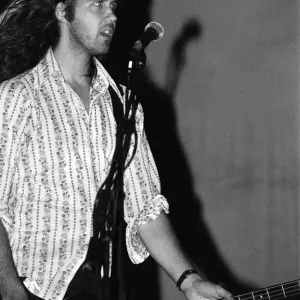 Krist Novoselic, bajista del grupo de rock grunge basado en Seattle Nirvana.